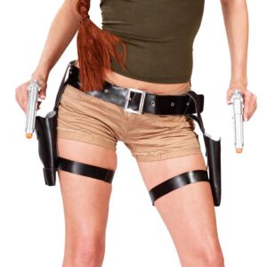 Gürtel mit Pistolenholster und zwei Pistolen