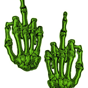 Kreepsville Gothic Aufnäher Skeletthände Mittelfinger grün 2 Stück